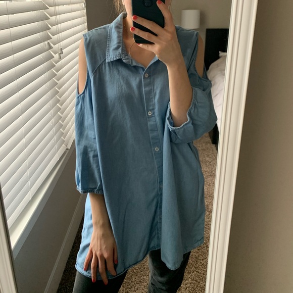 Tops - Chambray Button Down
